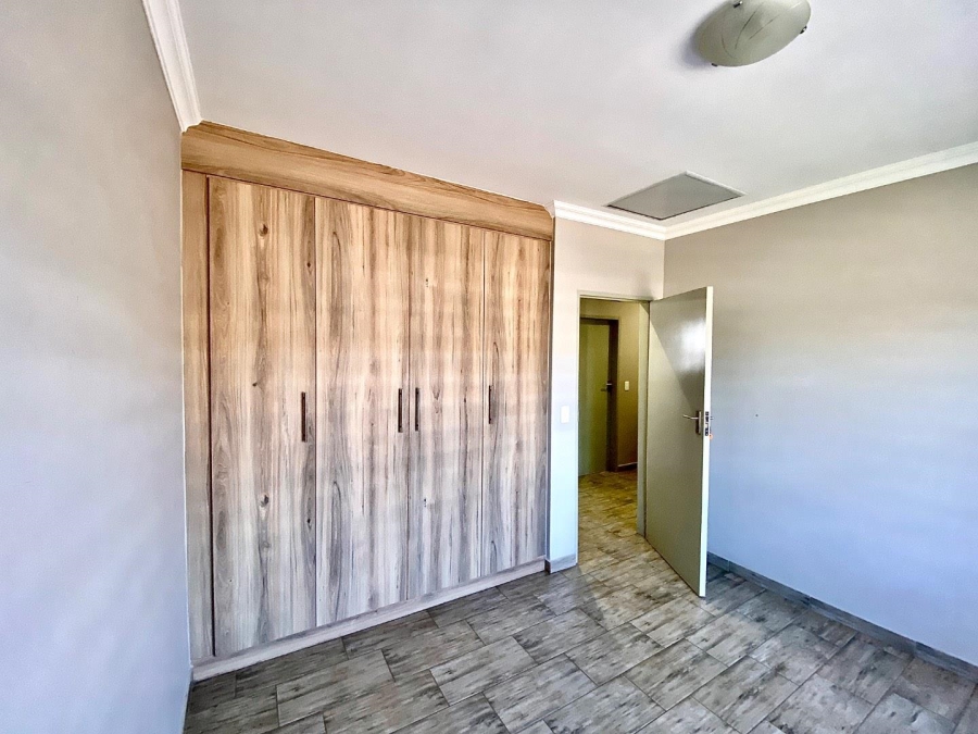 2 Bedroom Property for Sale in Montana Gauteng