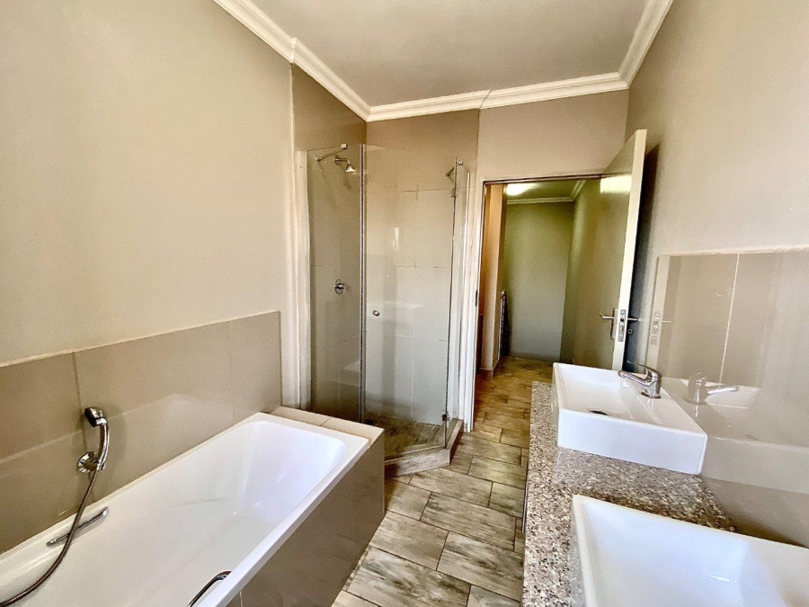 2 Bedroom Property for Sale in Montana Gauteng
