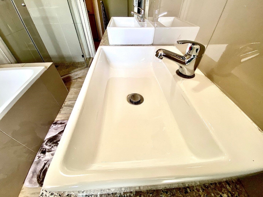 2 Bedroom Property for Sale in Montana Gauteng