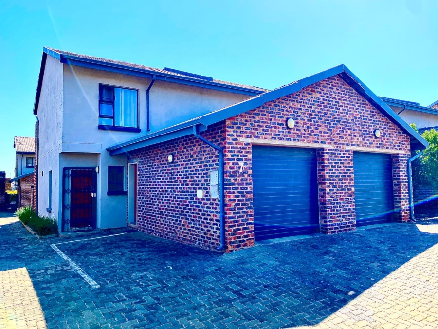 2 Bedroom Property for Sale in Montana Gauteng