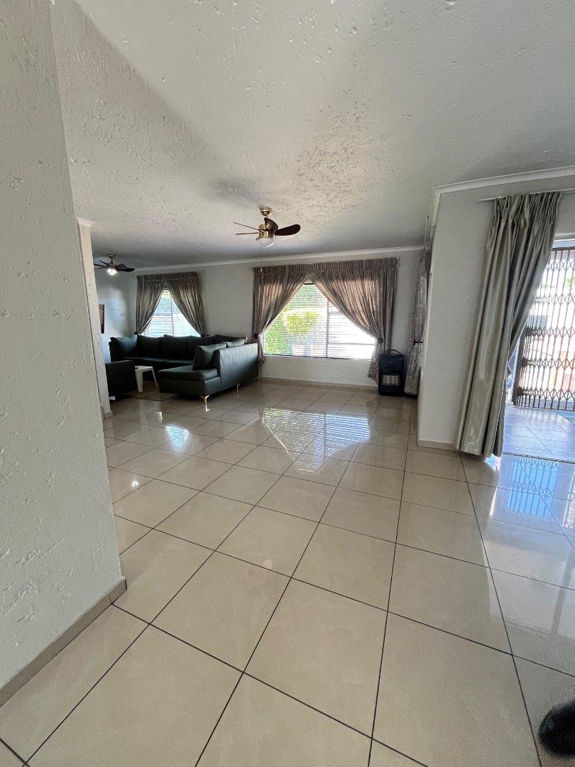 3 Bedroom Property for Sale in Brackenhurst Gauteng