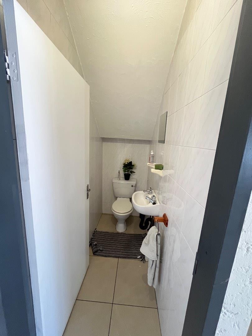 3 Bedroom Property for Sale in Brackenhurst Gauteng