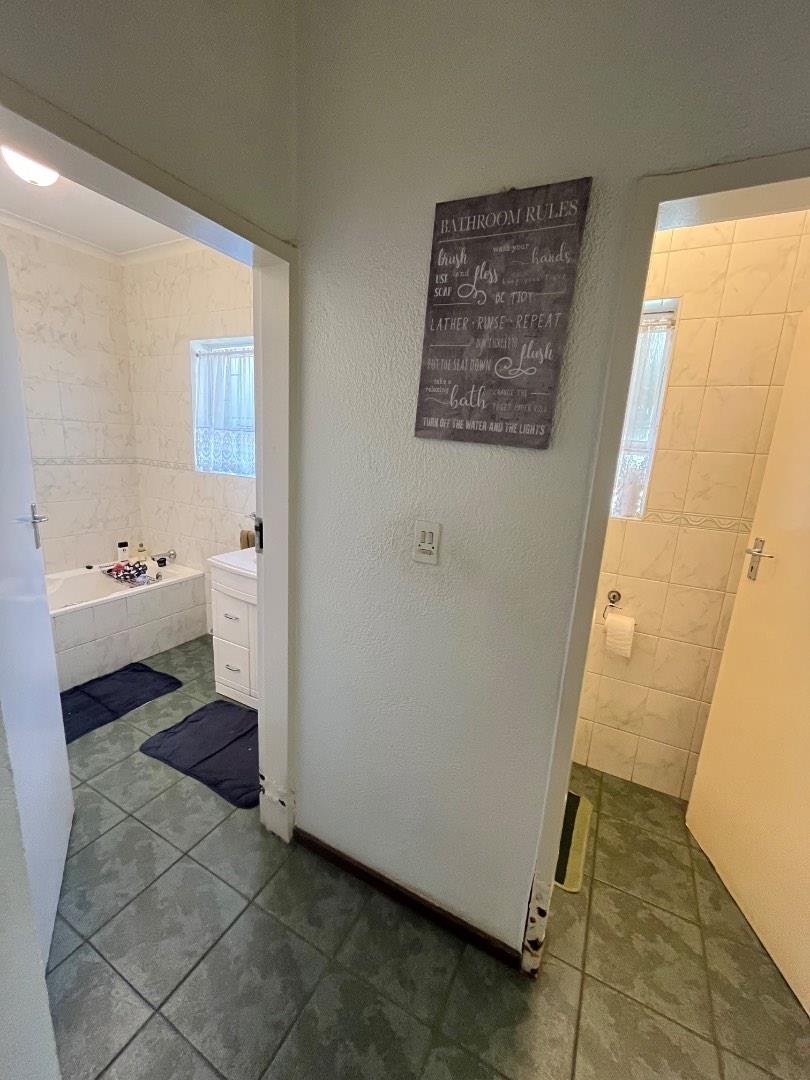 3 Bedroom Property for Sale in Brackenhurst Gauteng