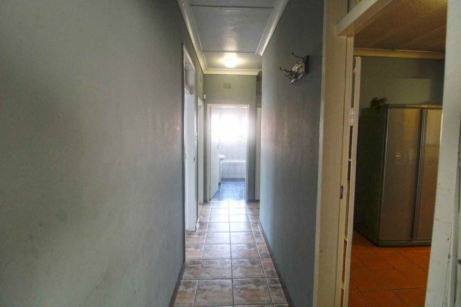 4 Bedroom Property for Sale in Discovery Gauteng