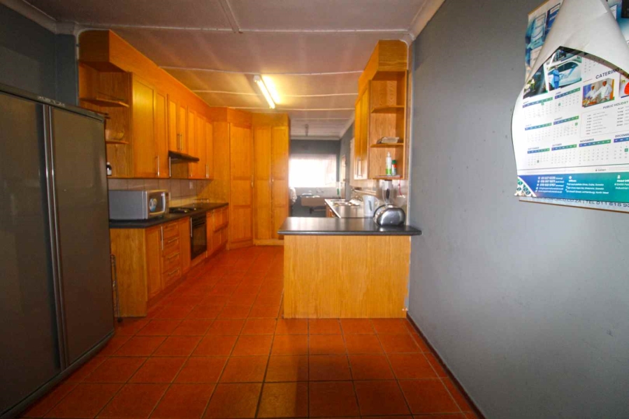 4 Bedroom Property for Sale in Discovery Gauteng