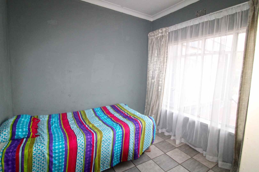 4 Bedroom Property for Sale in Discovery Gauteng