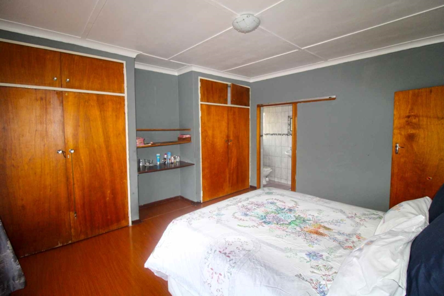 4 Bedroom Property for Sale in Discovery Gauteng