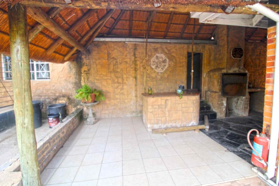 4 Bedroom Property for Sale in Discovery Gauteng
