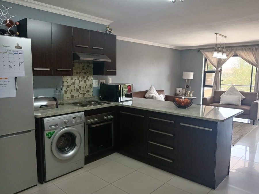 To Let 2 Bedroom Property for Rent in Bedfordview Gauteng