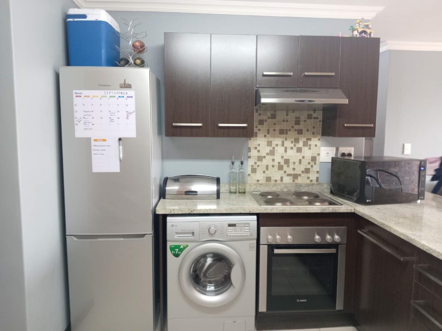 To Let 2 Bedroom Property for Rent in Bedfordview Gauteng