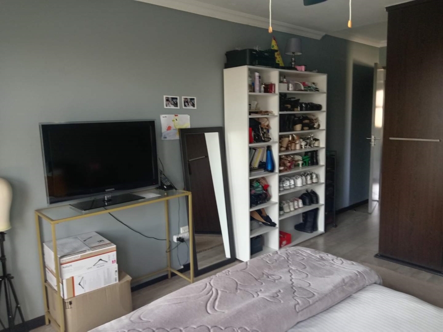 To Let 2 Bedroom Property for Rent in Bedfordview Gauteng