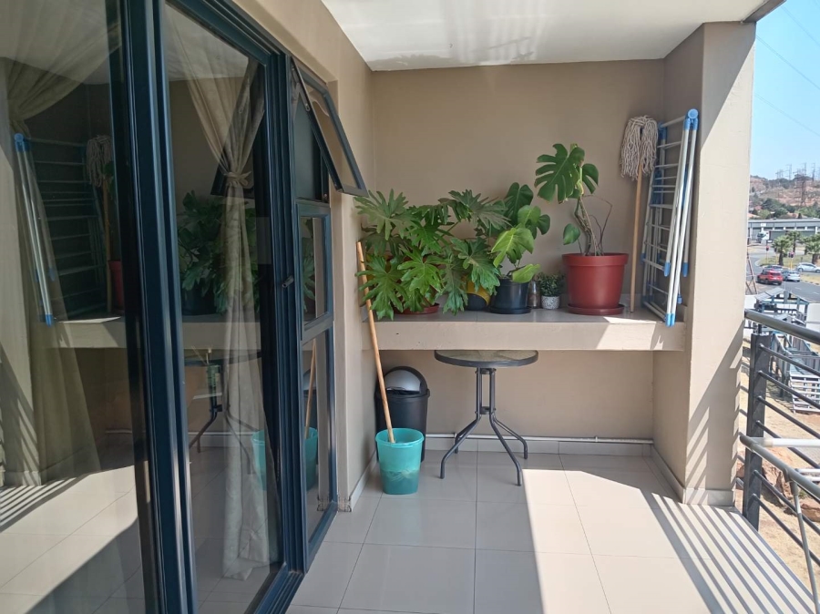 To Let 2 Bedroom Property for Rent in Bedfordview Gauteng