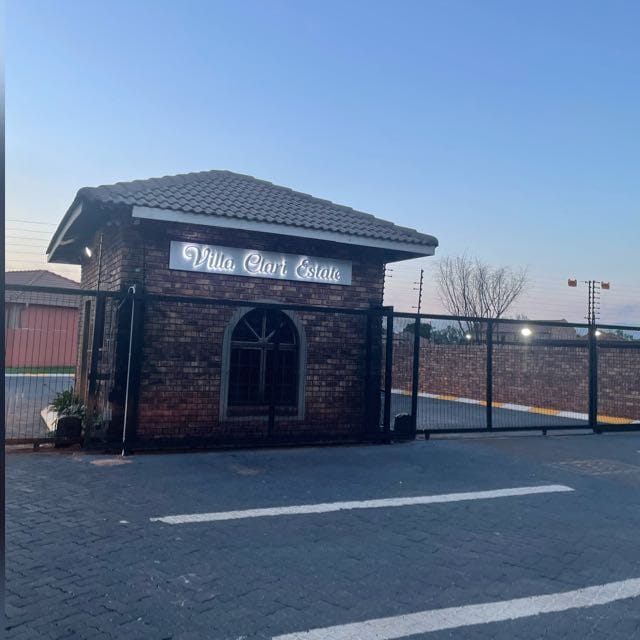 2 Bedroom Property for Sale in Clarina Gauteng
