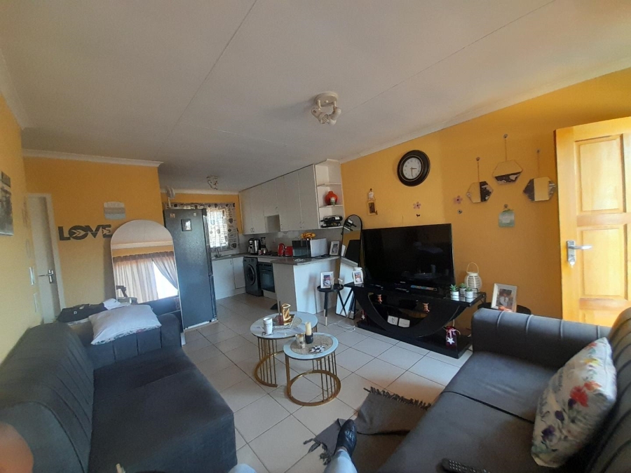 2 Bedroom Property for Sale in Clarina Gauteng