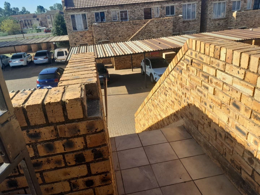 2 Bedroom Property for Sale in Clarina Gauteng