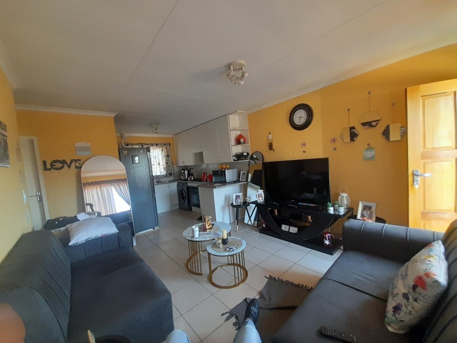 2 Bedroom Property for Sale in Clarina Gauteng