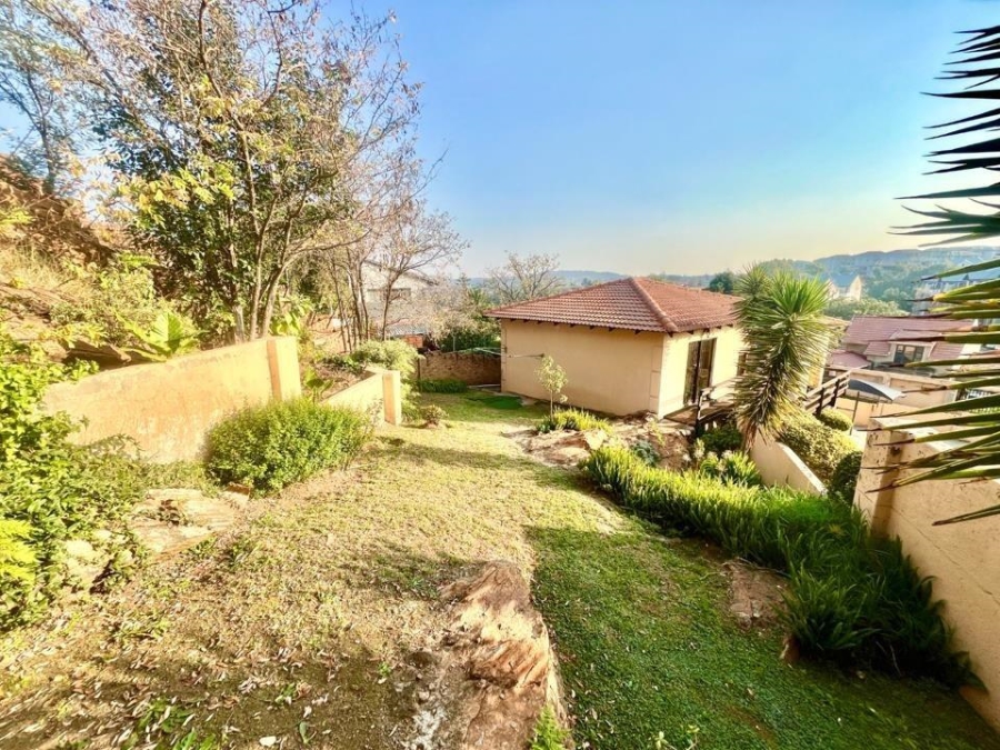 3 Bedroom Property for Sale in Oakdene Gauteng