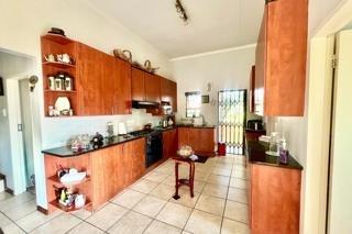 3 Bedroom Property for Sale in Oakdene Gauteng