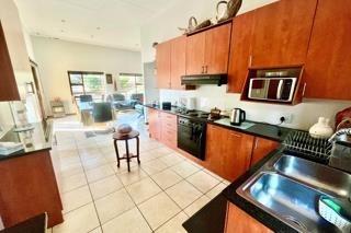 3 Bedroom Property for Sale in Oakdene Gauteng
