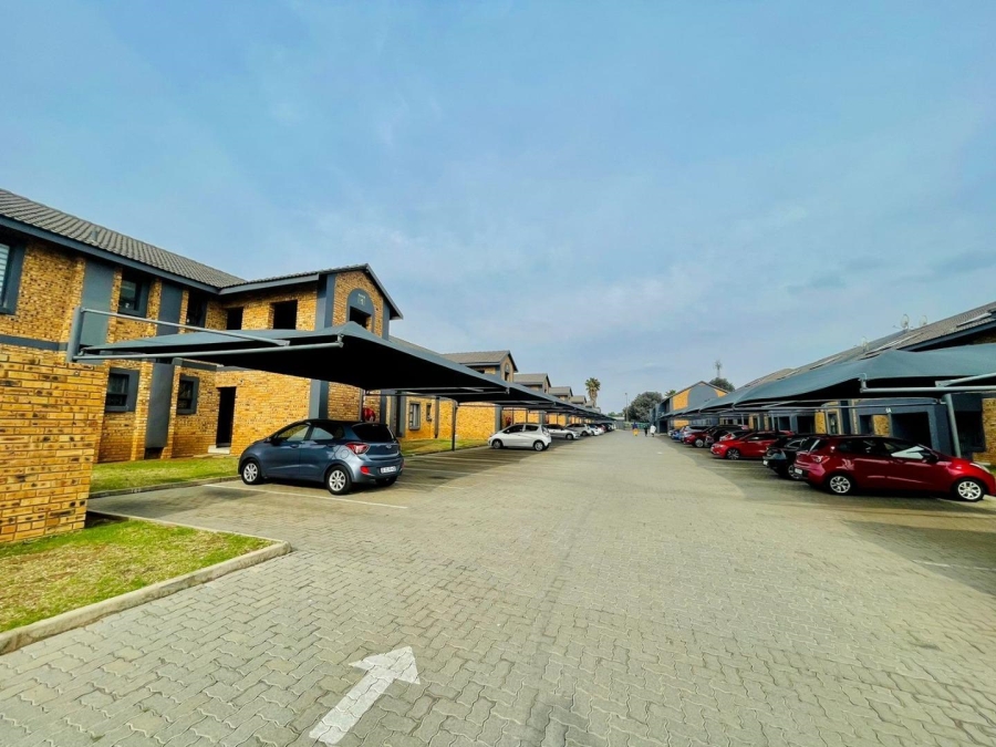 3 Bedroom Property for Sale in Albemarle Gauteng