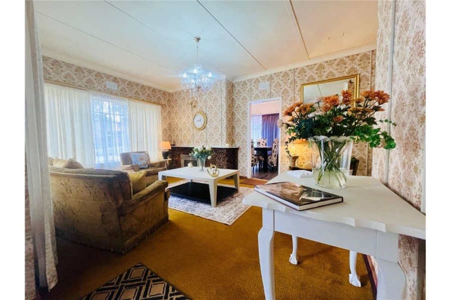 3 Bedroom Property for Sale in South Crest Gauteng