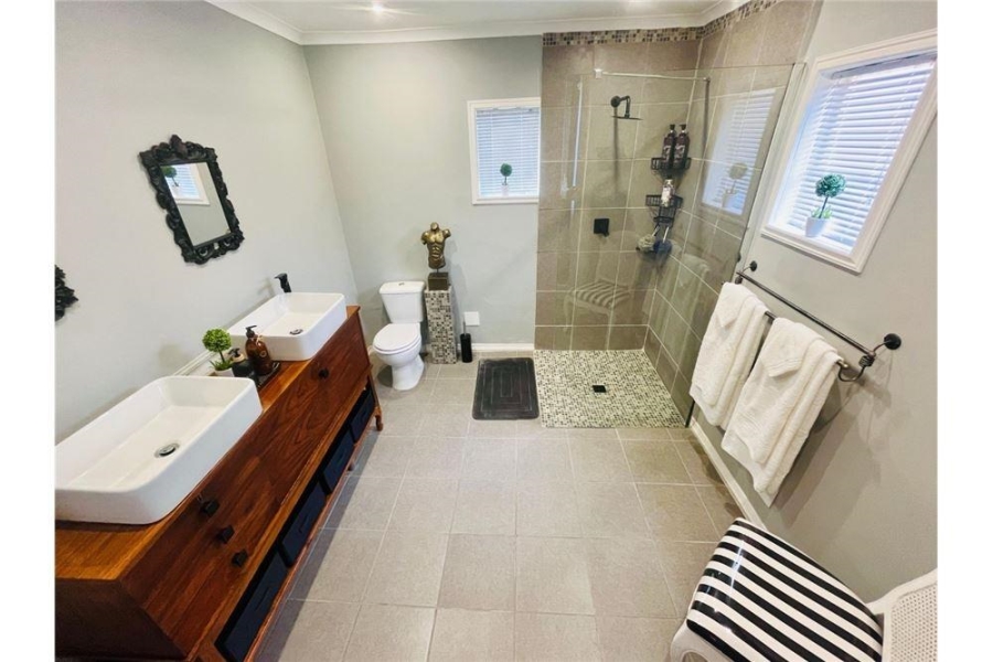 3 Bedroom Property for Sale in South Crest Gauteng