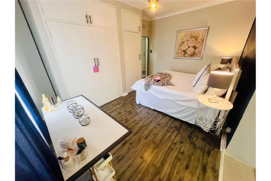 3 Bedroom Property for Sale in South Crest Gauteng