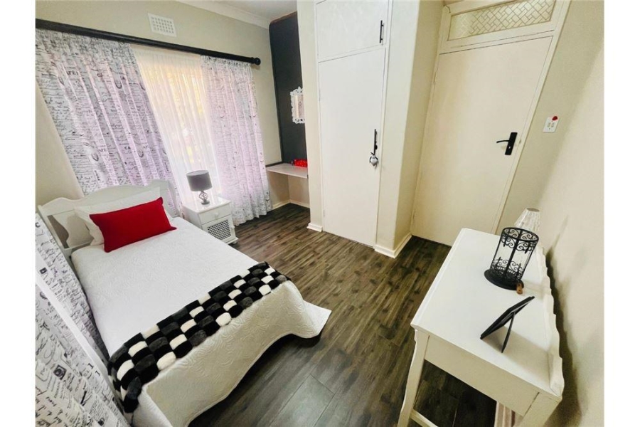 3 Bedroom Property for Sale in South Crest Gauteng