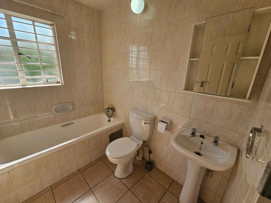 To Let 2 Bedroom Property for Rent in Elardus Park Gauteng