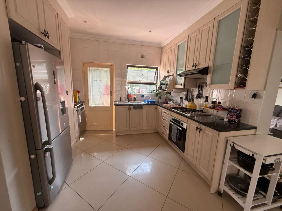 4 Bedroom Property for Sale in Weltevreden Park Gauteng
