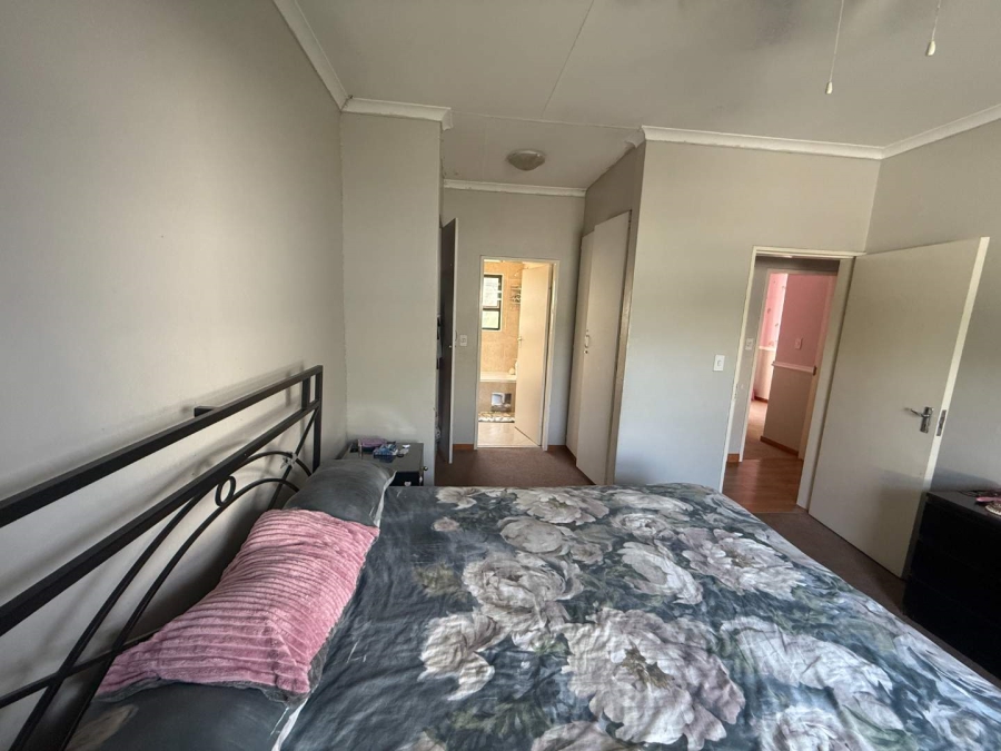 4 Bedroom Property for Sale in Weltevreden Park Gauteng