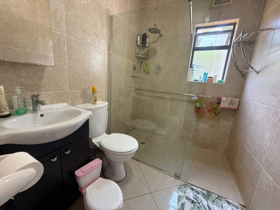 4 Bedroom Property for Sale in Weltevreden Park Gauteng