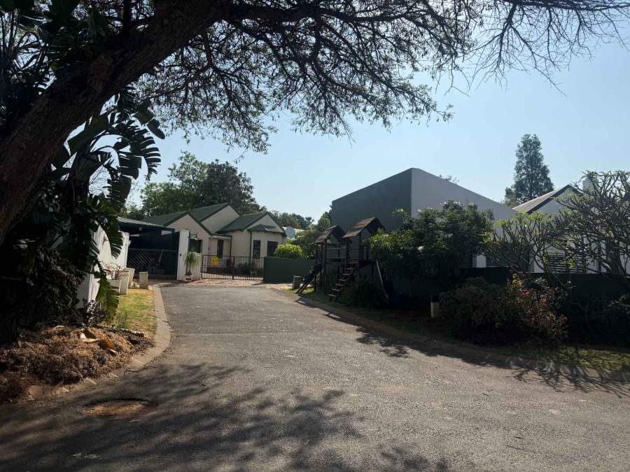 4 Bedroom Property for Sale in Weltevreden Park Gauteng