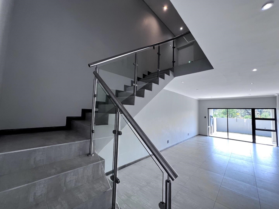 3 Bedroom Property for Sale in Bryanston Gauteng