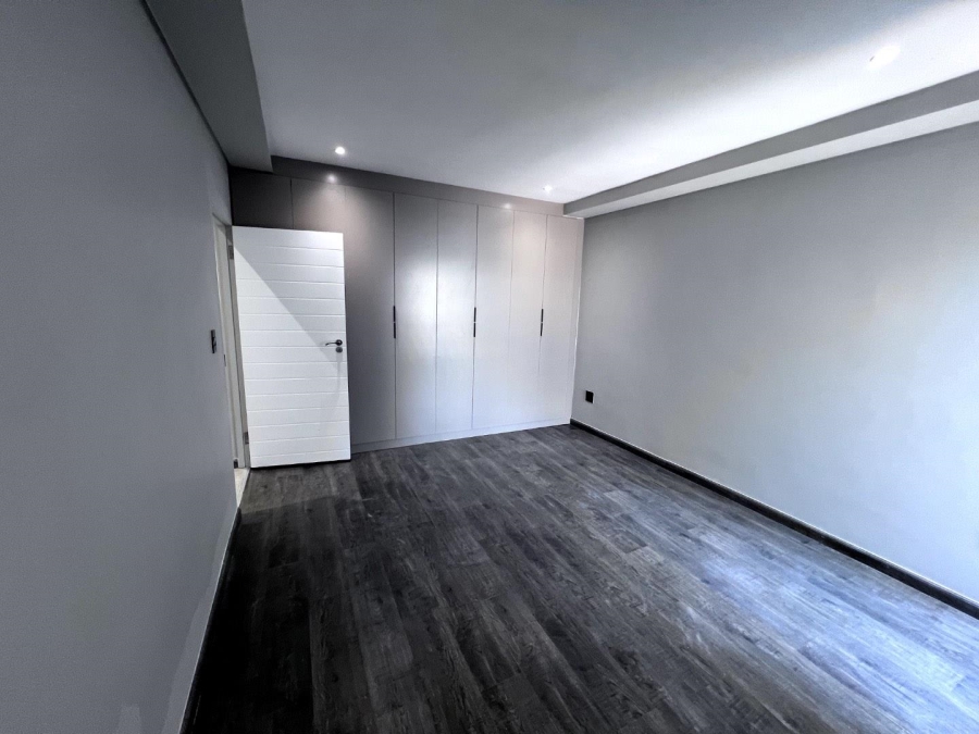 3 Bedroom Property for Sale in Bryanston Gauteng