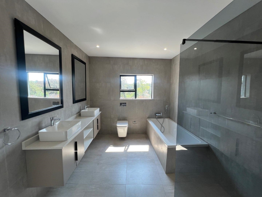 3 Bedroom Property for Sale in Bryanston Gauteng