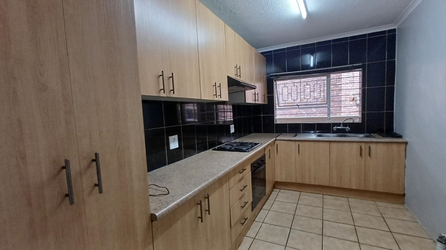 To Let 3 Bedroom Property for Rent in Sunninghill Gauteng