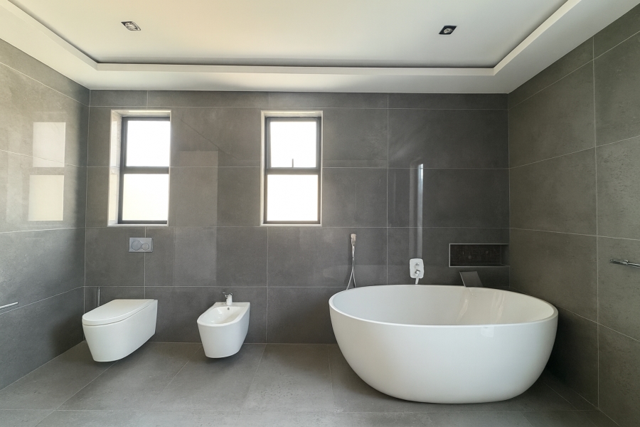 To Let 4 Bedroom Property for Rent in Morningside Gauteng