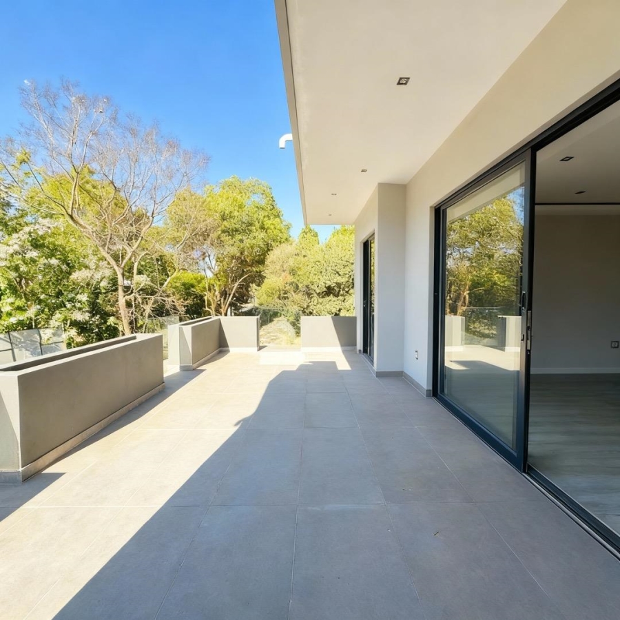 To Let 4 Bedroom Property for Rent in Morningside Gauteng