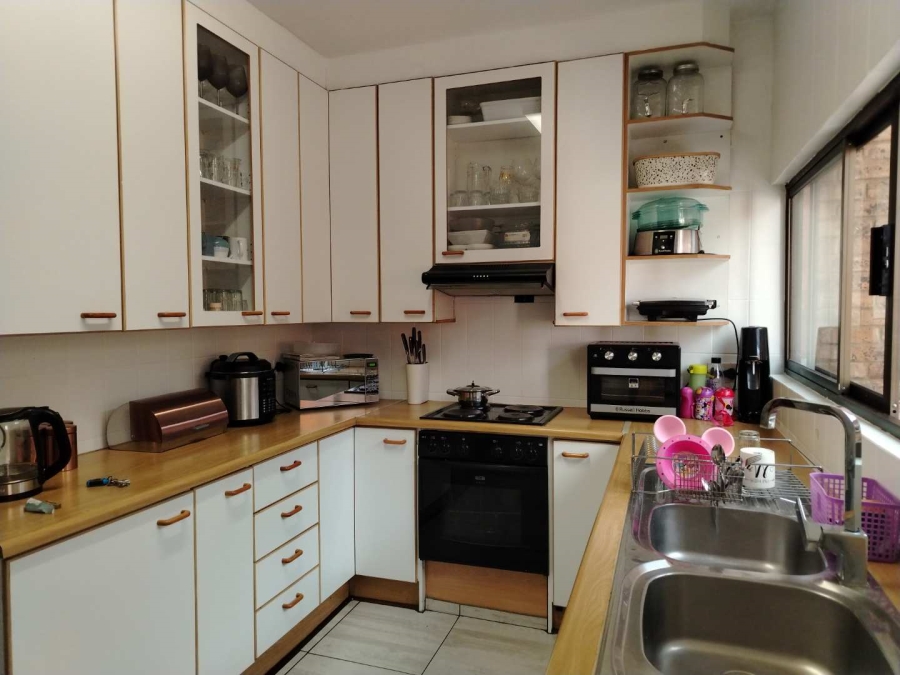 3 Bedroom Property for Sale in Meredale Gauteng