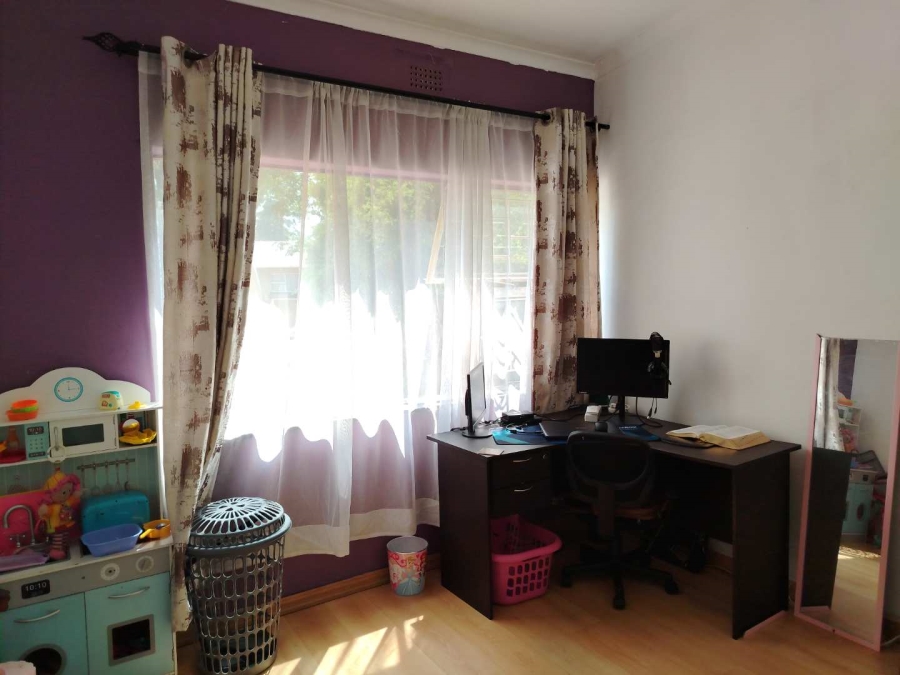 3 Bedroom Property for Sale in Meredale Gauteng