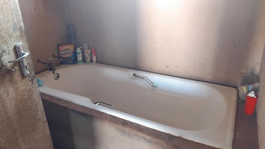 2 Bedroom Property for Sale in Ga-Rankuwa Unit 21 Gauteng