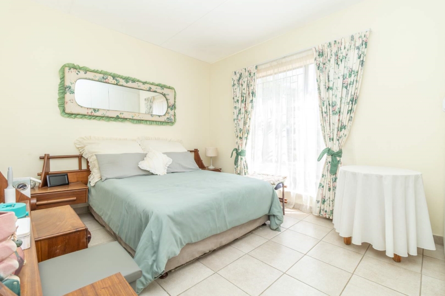 2 Bedroom Property for Sale in Amorosa Gauteng