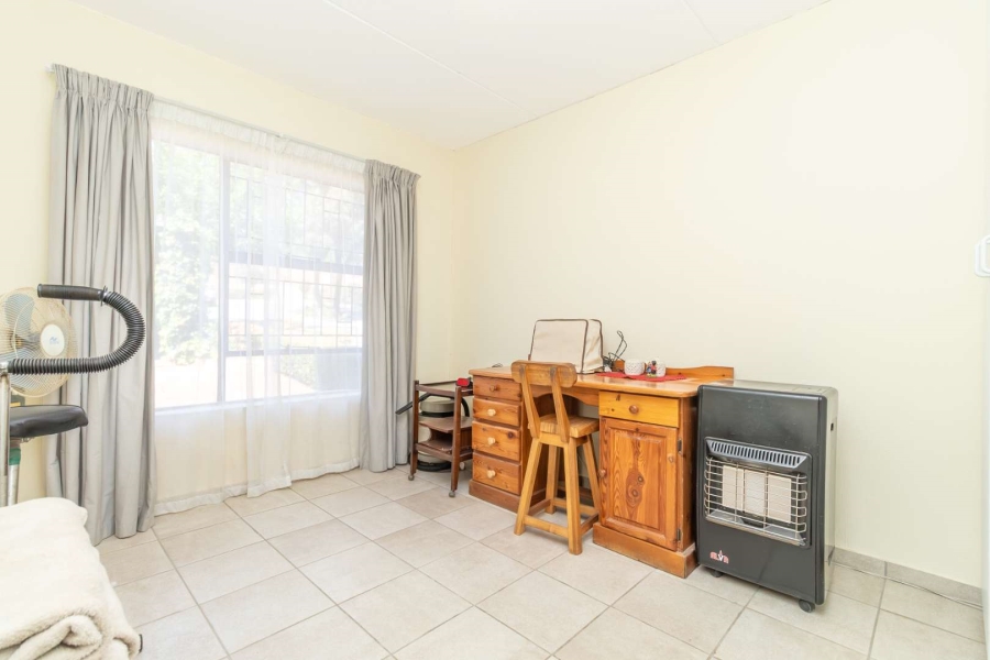 2 Bedroom Property for Sale in Amorosa Gauteng