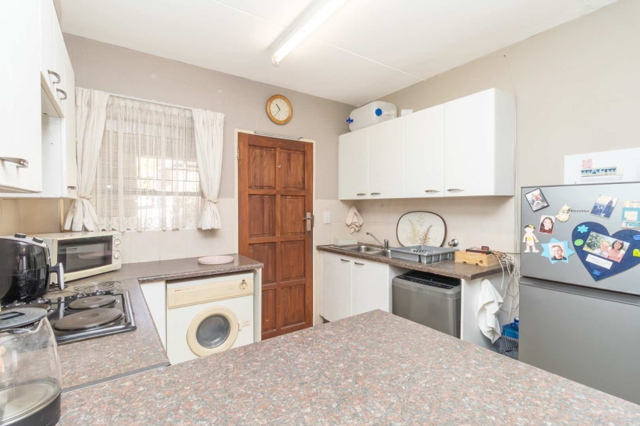 2 Bedroom Property for Sale in Amorosa Gauteng