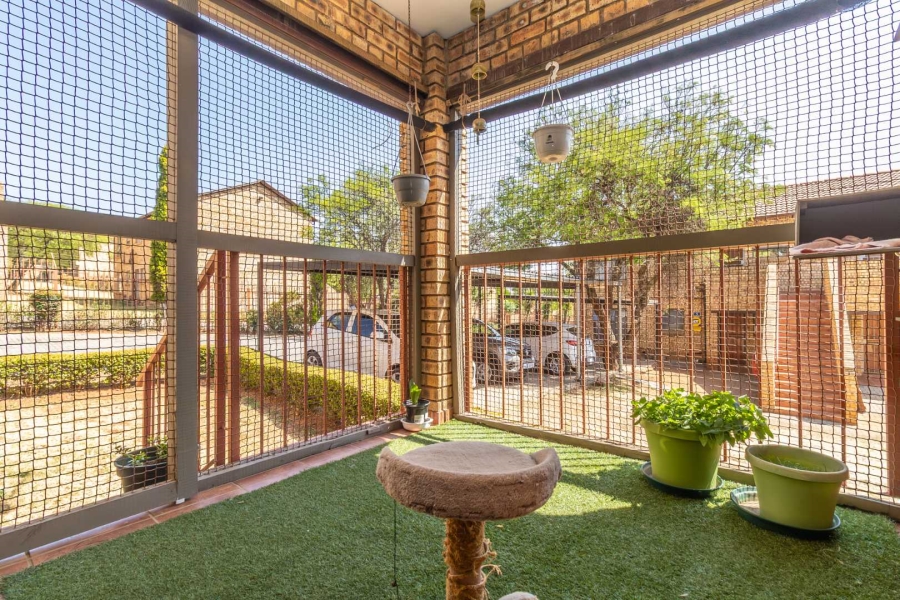 2 Bedroom Property for Sale in Amorosa Gauteng