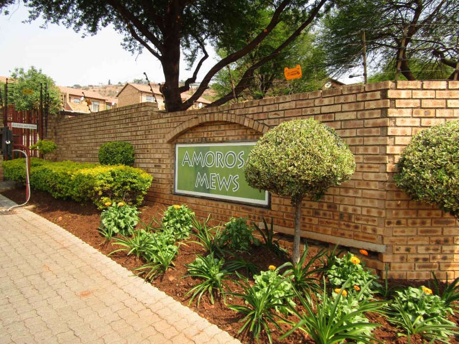 2 Bedroom Property for Sale in Amorosa Gauteng