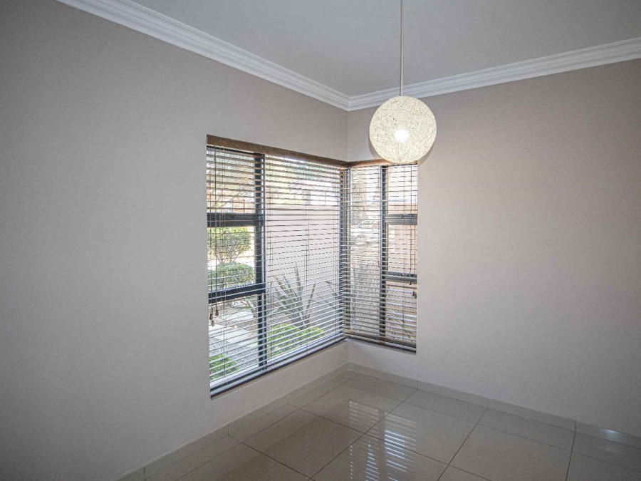 3 Bedroom Property for Sale in Beverley Gauteng