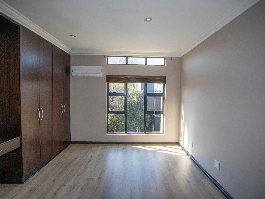 3 Bedroom Property for Sale in Beverley Gauteng