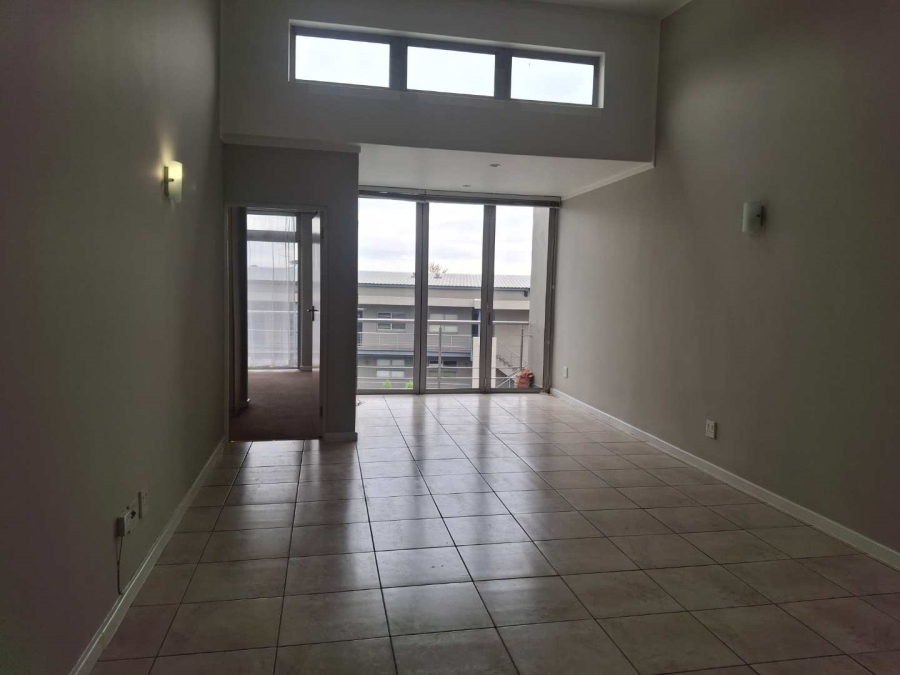 To Let 2 Bedroom Property for Rent in Sandhurst Gauteng